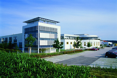 Штабквартира компании в Гензейхаузене © Pöschl Tabak GmbH & Co. KG Gaeisenhausen